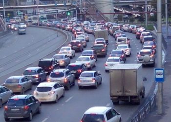 Транспортный коллапс в Мурино под Петербургом: чтобы справиться, нужны миллиарды