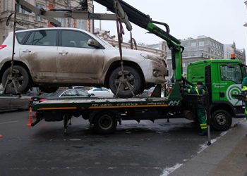 Эксперты поддержали идею запрета эвакуировать машины инвалидов