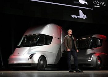 Россия не готова к запуску беспилотного транспорта, считают автоэксперты