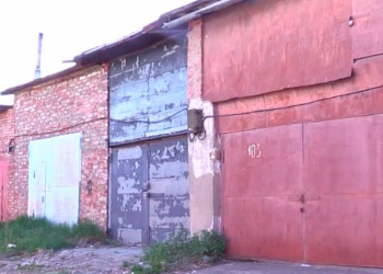 В Ленобласти оперативники нашли гараж с украденными автомобилями