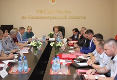 Мария Каннабих провела круглый стол с представителями ОНК в Северо-Западном федеральном округе