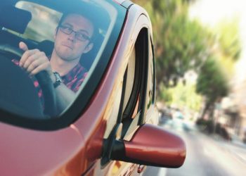 ГИБДД узнает водителей по лицам и справится о здоровье