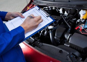 «Полный коллапс»: петербургские водители готовятся к ужесточению техосмотра