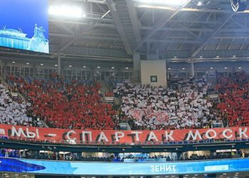 Фанат «Зенита» рассказал нам, как помогают в Петербурге арестованным фанатам «Спартака». Он сам не попал на матч из-за задержания