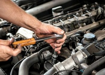 Эксперт прокомментировал обсуждение использования б/у запчастей