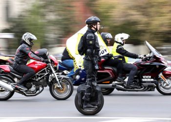 Минтранс разработал ПДД для самокатов, гироскутеров, моноколес и сегвеев