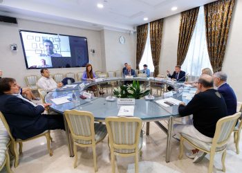 Разработать пакет рекомендаций для региональных общественных палат по формированию ОНК