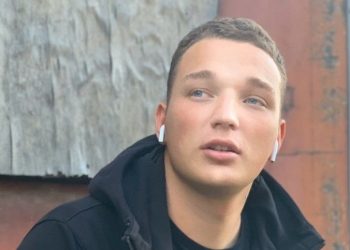 «Неадекватный стиль вождения»: эксперт оценил поведение Эдварда Била за рулем