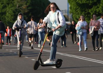 «Докатились»: какие угрозы исходят от модных самокатов?