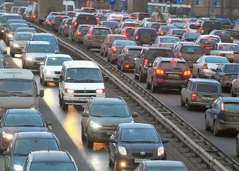 Автоюрист назвал плюсы и минусы ограничения скорости в Москве до 30 км/ч