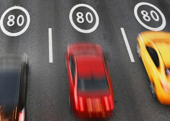 Эксперты назвали недостатки возможных штрафов за среднюю скорость