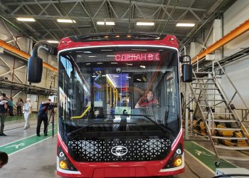 Переход на электробусы в Петербурге сделает городской воздух чище