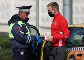 В Общественной Палате предрекли рост преступности в России из-за запрета судимым работать в такси