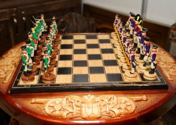 Борьба ФСБ и МВД, скандал из-за пыток и компромат: эксперты оценили отставку главы ФСИН