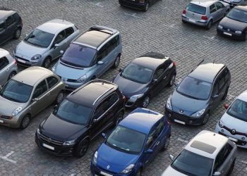 Разработчиков приложения «Парковки России» просят ввести поминутную тарификацию