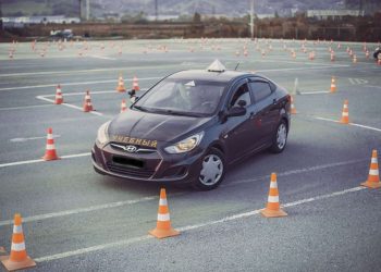 Автошколы в России начнут работать по-новому