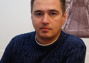 «Никто не воровал деньги полицейского фонда в Петербурге» — правозащитник Холодов