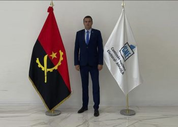 Наблюдатель от России Холодов рассказал о напряженном ожидании дня всеобщих выборов в Анголе