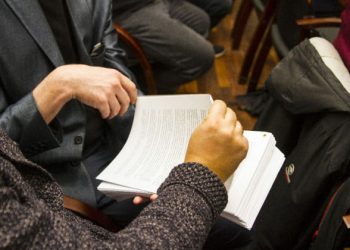 Без скандалов: в Общественно-наблюдательной комиссии Петербурга выбрали нового председателя