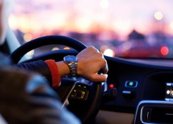 Водители смогут требовать компенсацию морального вреда за несправедливые штрафы