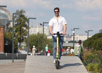 Средство без опасности. Самокаты ищут свое место в городе