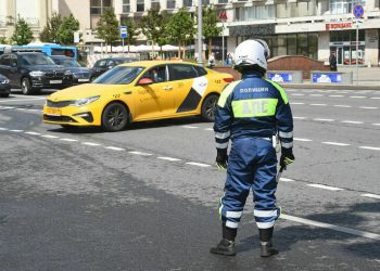 В Общественной палате предложили уйти от официоза в ПДД