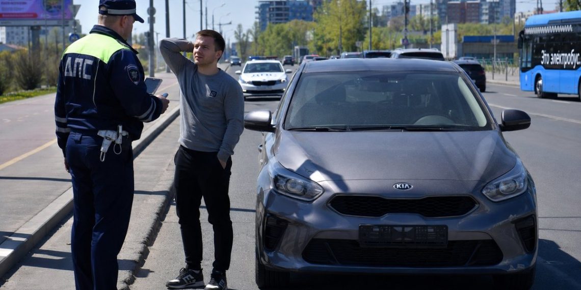 Чем грозит езда без номеров после покупки автомобиля в 2026 году
